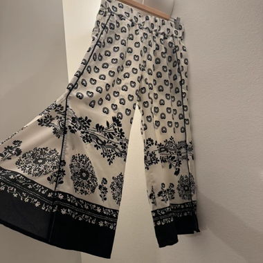 Pantaloni wide-leg con motivo