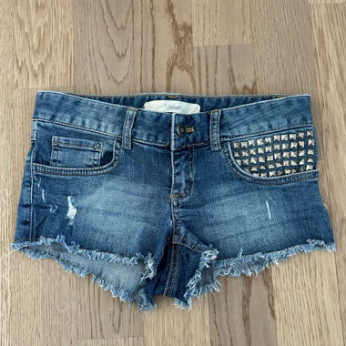 Cute Jeans Shorts from Subdued with Studs