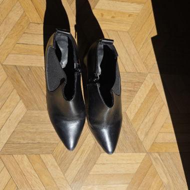 Bottines en cuir noires