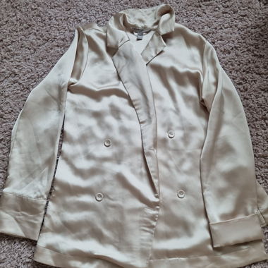 Veste en satin excellent état 