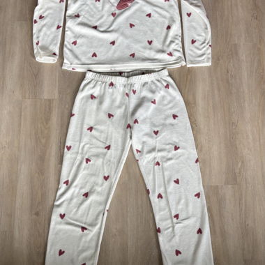 Wärmender Pyjama
