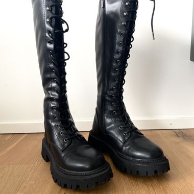 Stivaletti stringati Nine West neri taglia 38