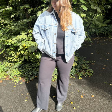 Oversized Levis denim jacket