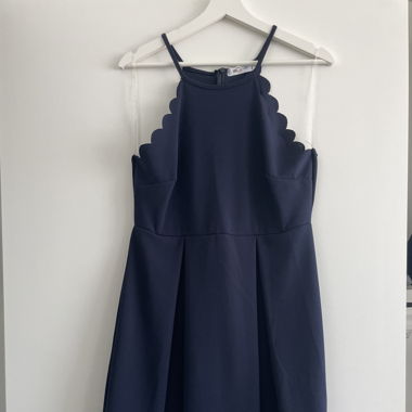 Elegantes Sommerkleid