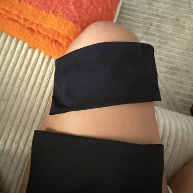 Set mit 2 schwarzen Stirnbändern