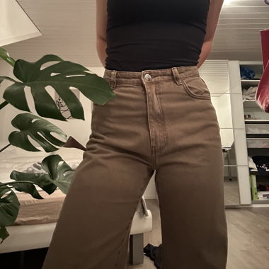 Bershka brown wide leg trousers 