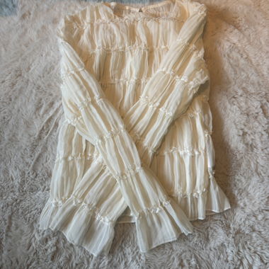 Blouse blanche à volants