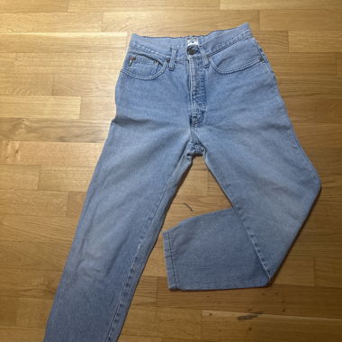 Jeans Vintage Moschino – Vibe Y2K