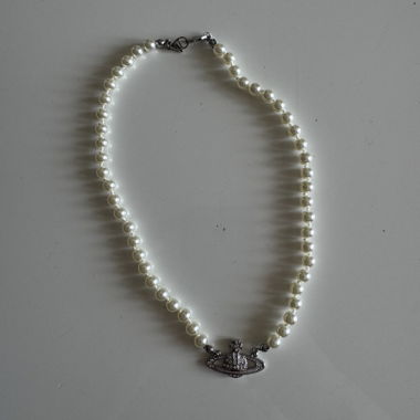 Catena del collier di perle Vivi