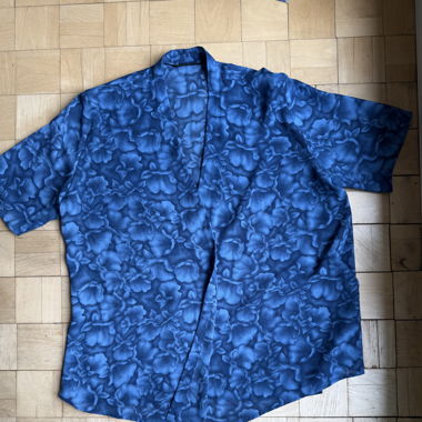 Blue flowery blouse 