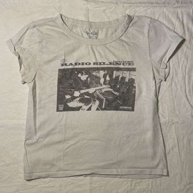 T-shirt graphique blanc en coton Radio Silence
