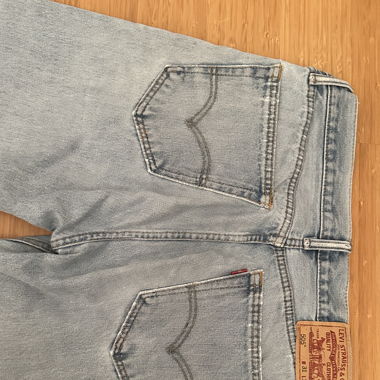 levis jeans