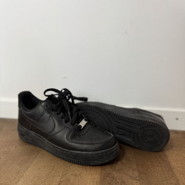 AIR Force Black