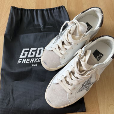 Golden Goose