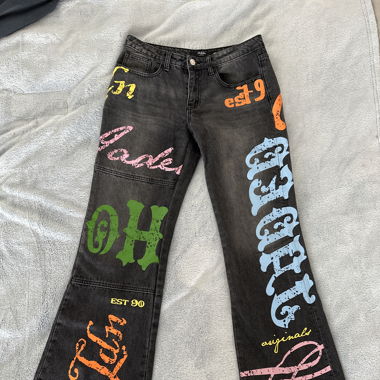 Jeans Jaded London à graffiti