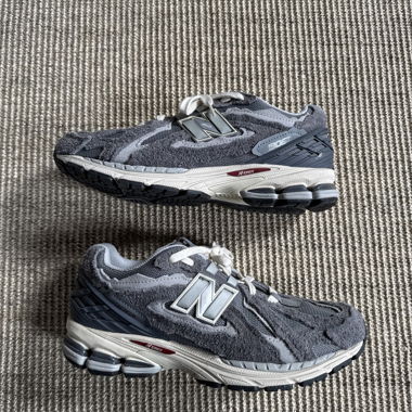 New Balance 1906