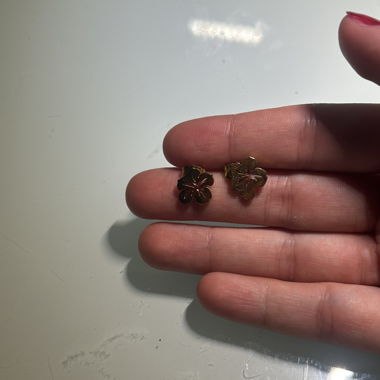 Gold-colored Flower Stud Earrings