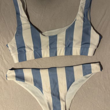 Bikini a righe