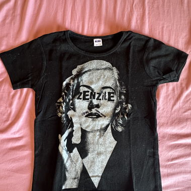 T-shirt nero ZENZILE collector