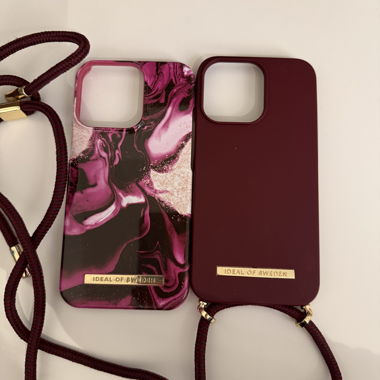 Varie custodie per iPhone 13 Pro