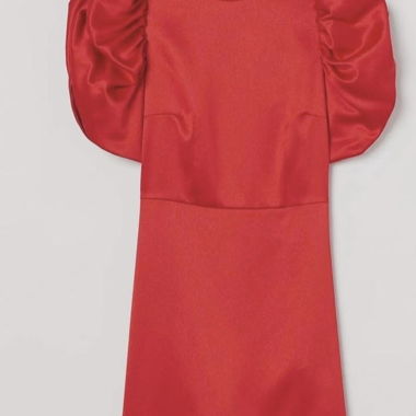 Wunderschönes rotes Kleid