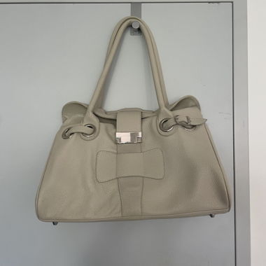 beige leather bag