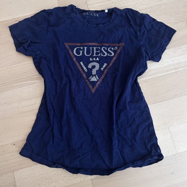 Guess T-Shirt