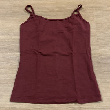 Top bordeaux con spalline sottili