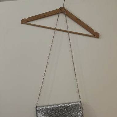 silberne Tasche