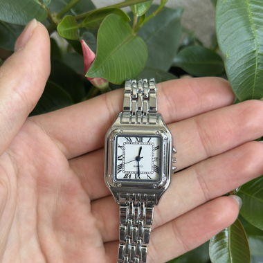 Silberne Uhr