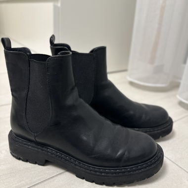 Boots Black