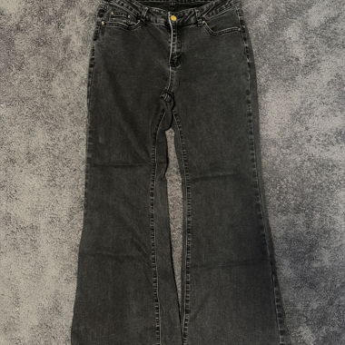 Jeans neri a gamba larga