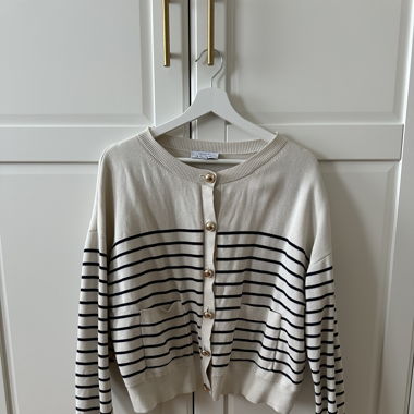 &other Stories gestreifter Cardigan L