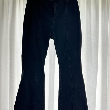 Bellbottom Jeans with Vertical Seam (Plus Size)