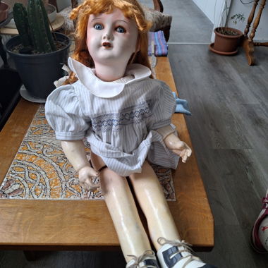 Large vintage Barbie