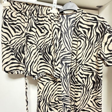 Set di shorts con stampa zebra