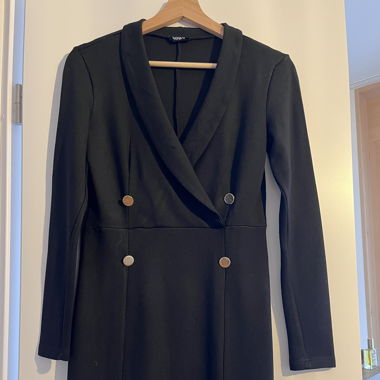 Robe élégante noire