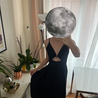 Schwarzes Kleid von SHEIKE