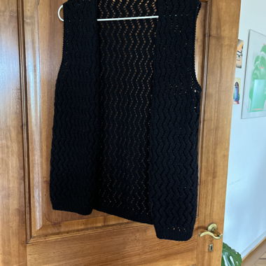 Schwarze Strickweste (S/M)