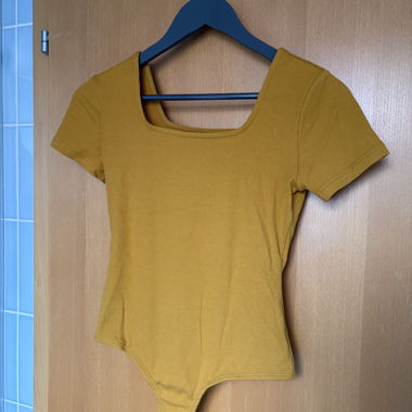 Body giallo