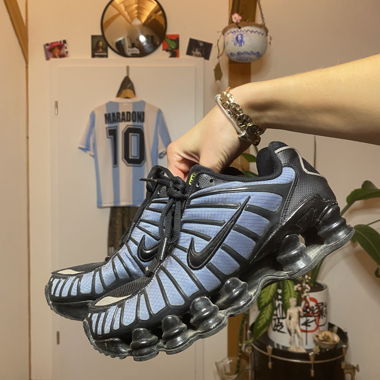 Nike Shox