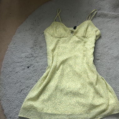 Damenkleid