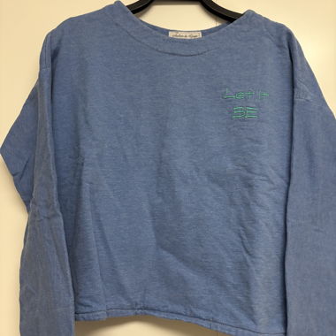 Pull bleu
