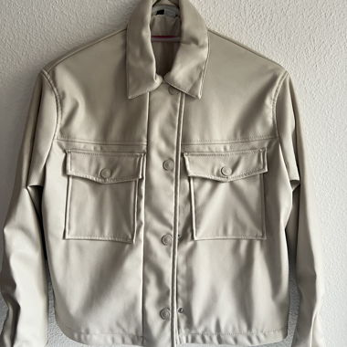 Veste en simili cuir beige