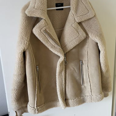 Beige Teddyfell-/Aviator-Jacke