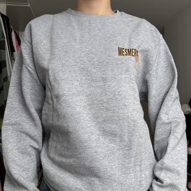 Grauer Mesmerizer Sweatshirt
