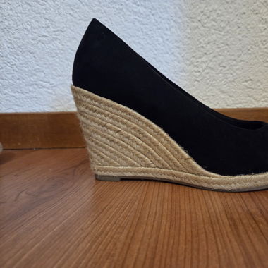 Escarpins à talons hauts