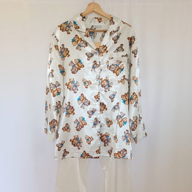 Pyjama Teddy bear 40/42 