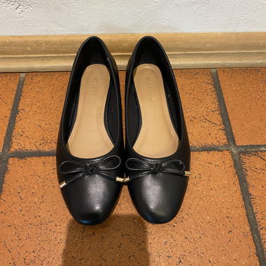 Schwarze Ballerinas