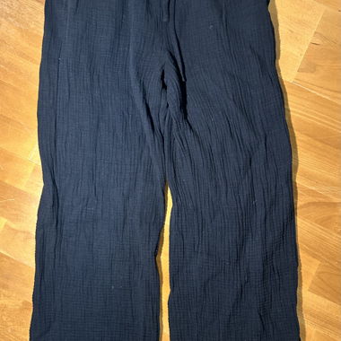 Pantaloni neri 